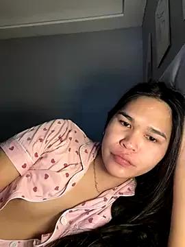 AlianaBlair from StripChat is Freechat