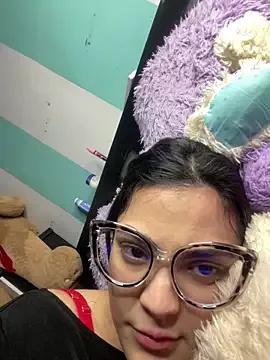 Alice-Collins1 from StripChat is Freechat