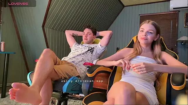 Mad beauty - checkout our excited streamers as they tease to their beloved melodies and slowly squirt for enjoyment to appease your wildest wishes.