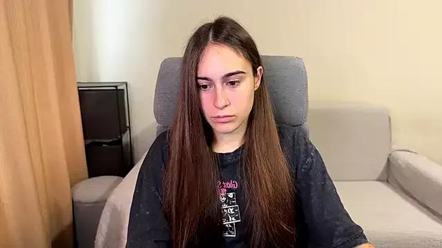 AliceKolltt from StripChat is Freechat