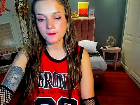 Mad beauty - checkout our excited streamers as they tease to their beloved melodies and slowly squirt for enjoyment to appease your wildest wishes.