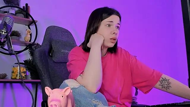 Mad beauty - checkout our excited streamers as they tease to their beloved melodies and slowly squirt for enjoyment to appease your wildest wishes.