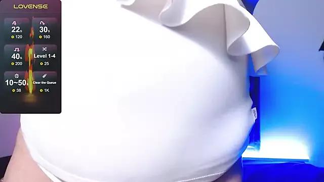 Mad beauty - checkout our excited streamers as they tease to their beloved melodies and slowly squirt for enjoyment to appease your wildest wishes.