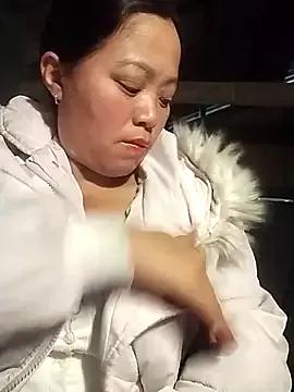 AlilaK2 from StripChat is Freechat