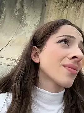 Alina_on from StripChat is Freechat