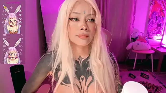 Mad beauty - checkout our excited streamers as they tease to their beloved melodies and slowly squirt for enjoyment to appease your wildest wishes.