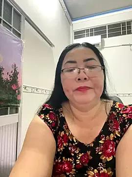 Alinat_ from StripChat is Freechat