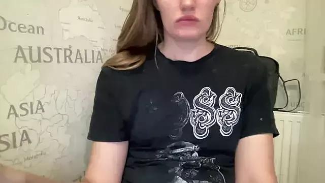 alisa_kitcat from StripChat is Freechat