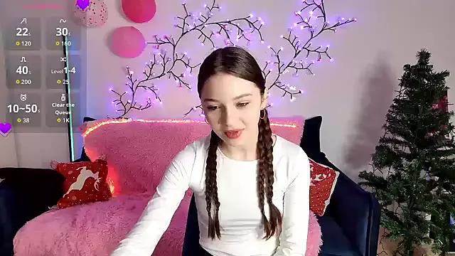 AlishaMolly from StripChat is Freechat