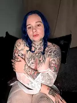 Alissabluesc from StripChat is Freechat