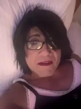 alliekatt from StripChat is Freechat