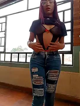 Mad beauty - checkout our excited streamers as they tease to their beloved melodies and slowly squirt for enjoyment to appease your wildest wishes.