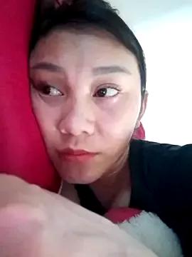 Almond-cute from StripChat is Freechat