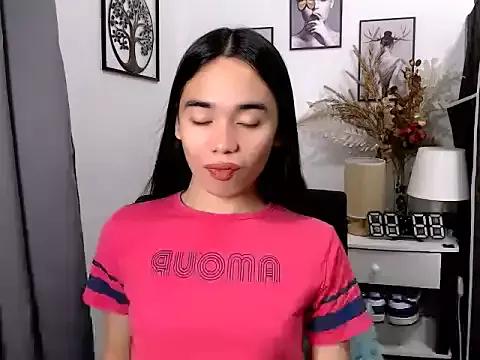 Aloralustts from StripChat is Freechat
