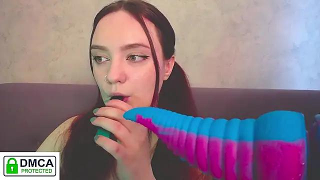 Mad beauty - checkout our excited streamers as they tease to their beloved melodies and slowly squirt for enjoyment to appease your wildest wishes.