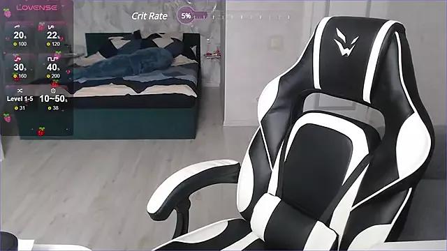 Mad beauty - checkout our excited streamers as they tease to their beloved melodies and slowly squirt for enjoyment to appease your wildest wishes.