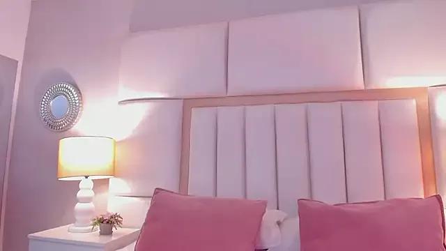 AmbarSantany from StripChat is Freechat