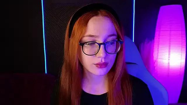 amber_wink from StripChat is Freechat