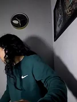 AmberGold- from StripChat is Freechat