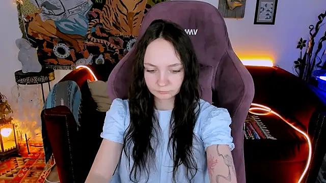 Mad beauty - checkout our excited streamers as they tease to their beloved melodies and slowly squirt for enjoyment to appease your wildest wishes.