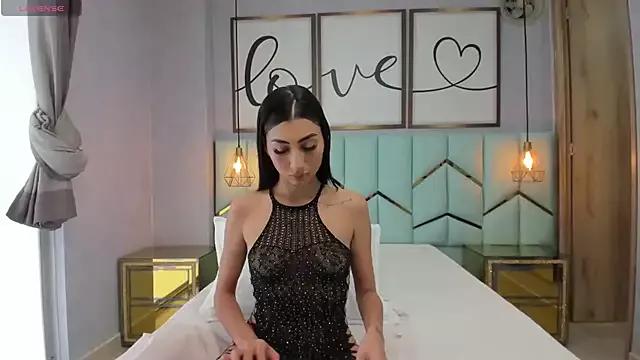 Amely_robiens from StripChat is Freechat