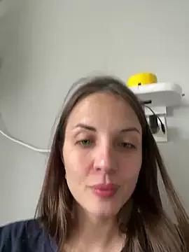 AmiLavs from StripChat is Freechat