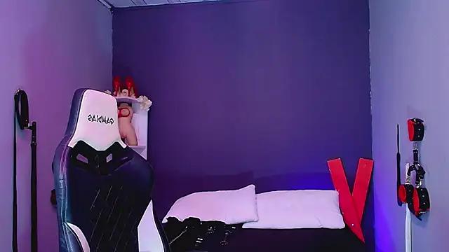 Mad beauty - checkout our excited streamers as they tease to their beloved melodies and slowly squirt for enjoyment to appease your wildest wishes.