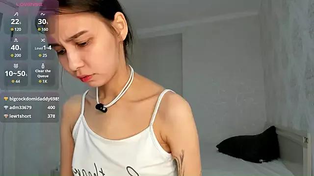 Mad beauty - checkout our excited streamers as they tease to their beloved melodies and slowly squirt for enjoyment to appease your wildest wishes.