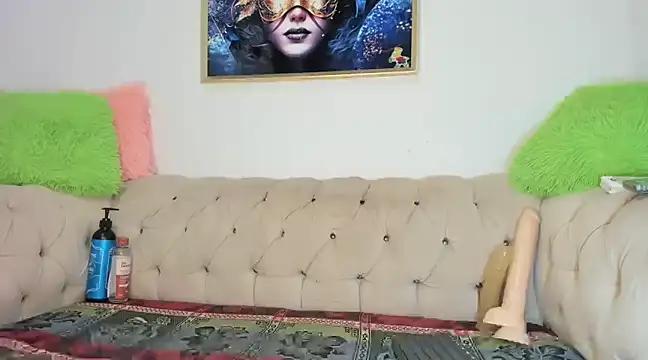 Mad beauty - checkout our excited streamers as they tease to their beloved melodies and slowly squirt for enjoyment to appease your wildest wishes.