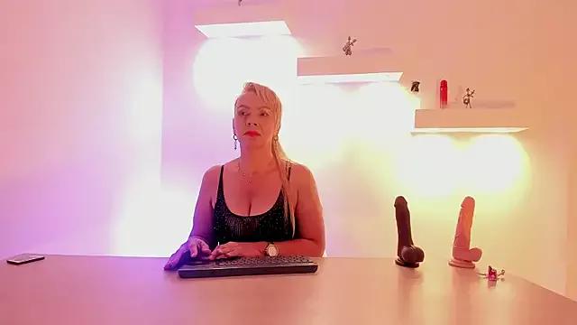 Mad beauty - checkout our excited streamers as they tease to their beloved melodies and slowly squirt for enjoyment to appease your wildest wishes.