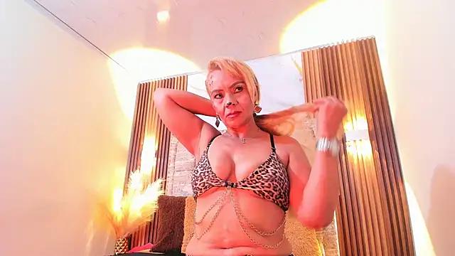 Mad beauty - checkout our excited streamers as they tease to their beloved melodies and slowly squirt for enjoyment to appease your wildest wishes.