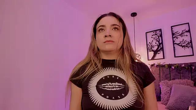 Andy_and_emma from StripChat is Freechat