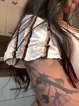 Mad beauty - checkout our excited streamers as they tease to their beloved melodies and slowly squirt for enjoyment to appease your wildest wishes.