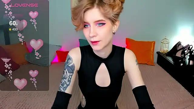 Mad beauty - checkout our excited streamers as they tease to their beloved melodies and slowly squirt for enjoyment to appease your wildest wishes.
