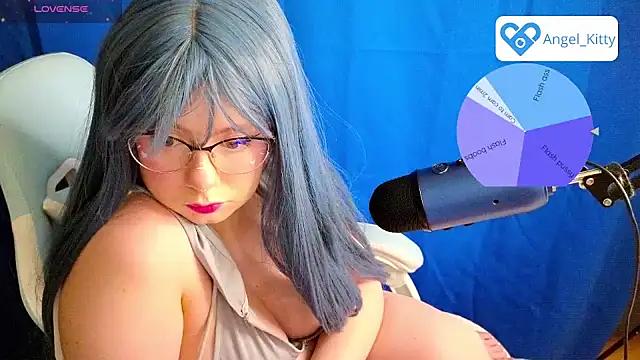 Mad beauty - checkout our excited streamers as they tease to their beloved melodies and slowly squirt for enjoyment to appease your wildest wishes.