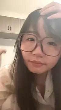 Angela-AMY from StripChat is Freechat