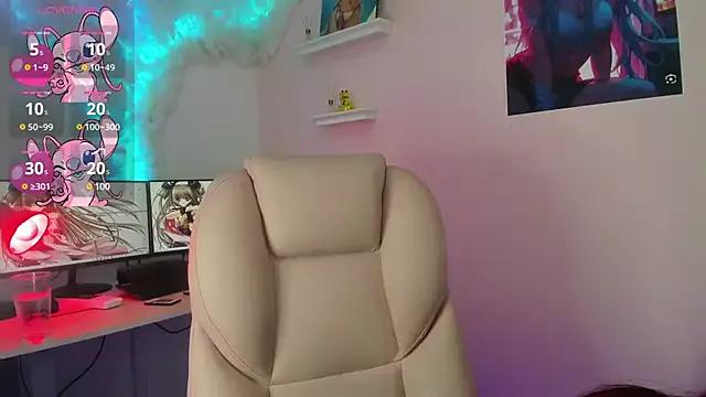 angela_naugh from StripChat is Freechat