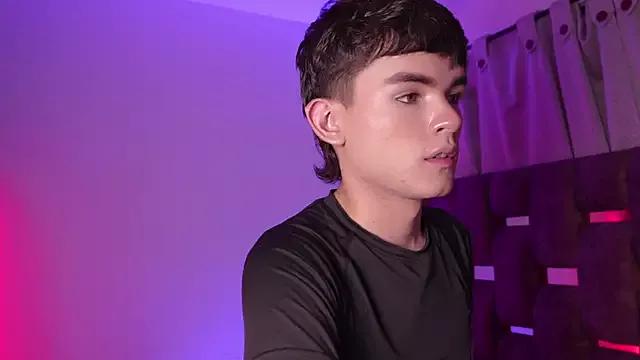 Angelo_018 from StripChat is Freechat