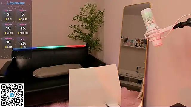 Mad beauty - checkout our excited streamers as they tease to their beloved melodies and slowly squirt for enjoyment to appease your wildest wishes.