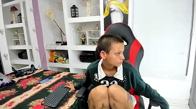 Mad beauty - checkout our excited streamers as they tease to their beloved melodies and slowly squirt for enjoyment to appease your wildest wishes.
