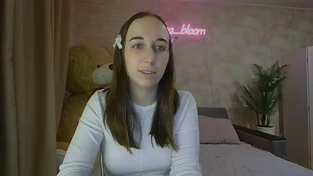 Anika_bloom from StripChat is Freechat