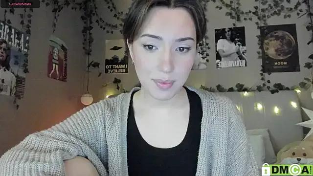 Anisawithlove from StripChat is Freechat