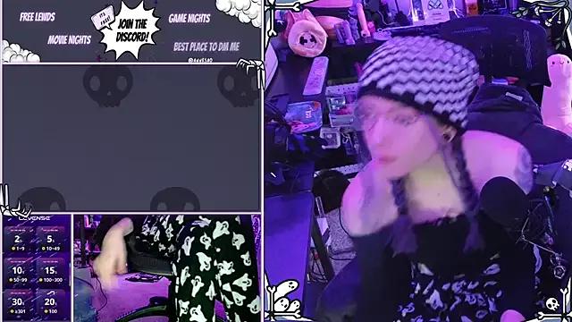 Mad beauty - checkout our excited streamers as they tease to their beloved melodies and slowly squirt for enjoyment to appease your wildest wishes.
