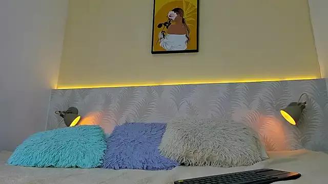 Annie_Evenss from StripChat is Freechat