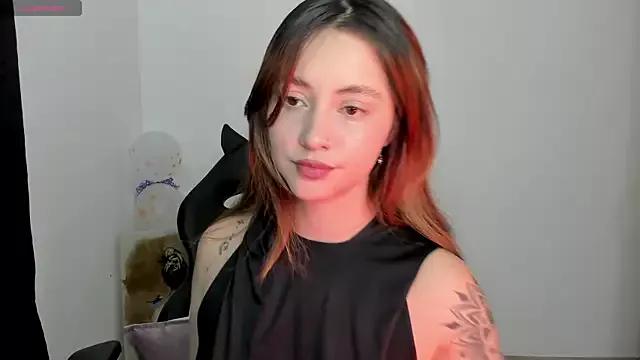 annie_mora from StripChat is Freechat