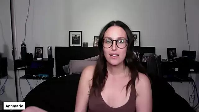 annmarieferrara from StripChat is Freechat
