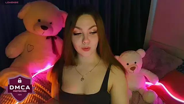 ApheliaDream_ from StripChat is Freechat