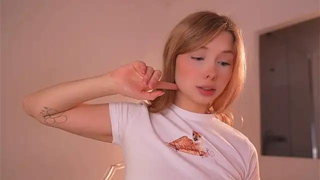 april_blush from StripChat is Freechat
