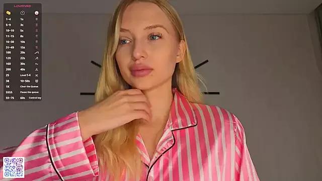 ArdathHalfhill from StripChat is Freechat