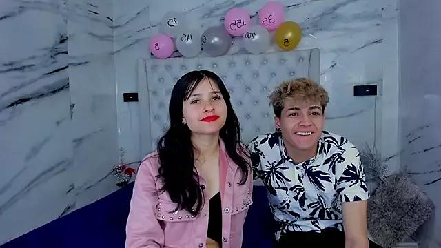 Ari_and_Storm from StripChat is Freechat
